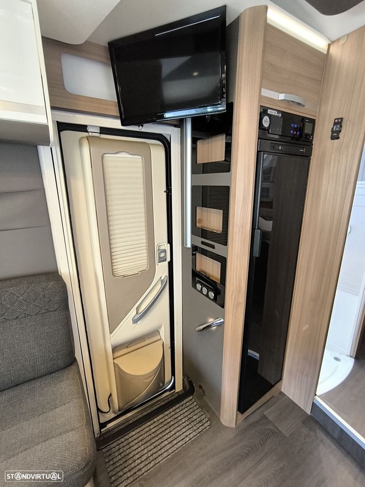 Adria Matrix 670DC (Cama central) - 9