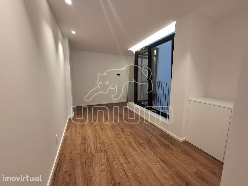 Apartamento T2 (Novo) - centro da cidade - Grande imagem: 3/6