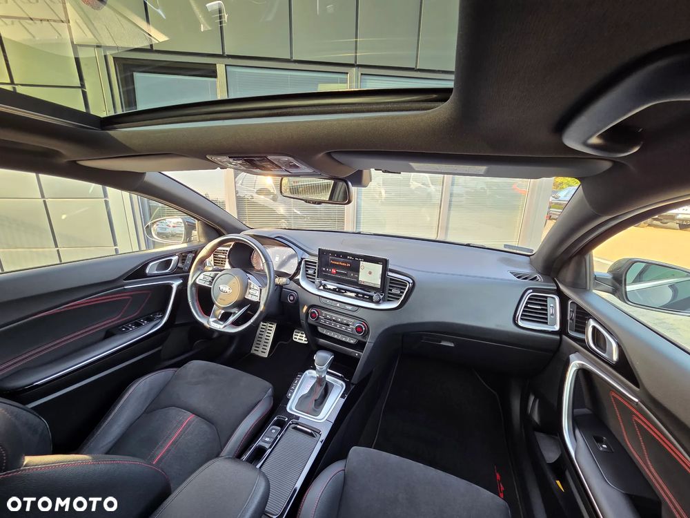 Kia ProCeed 1.6 T-GDI GT DCT - 23