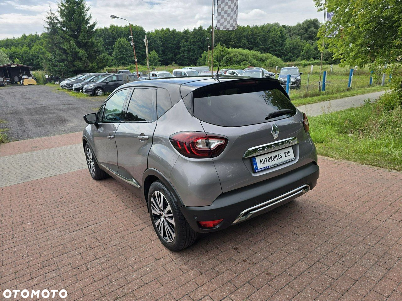 Renault Captur 1.3 Energy TCe Initiale Paris - 4