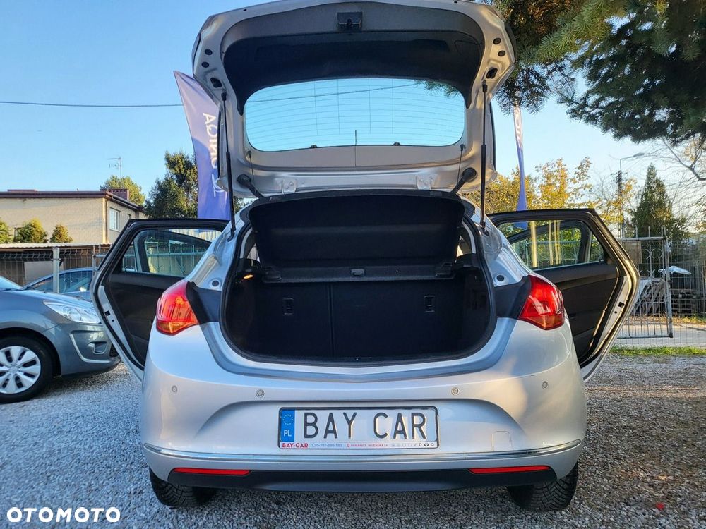 Opel Astra - 9