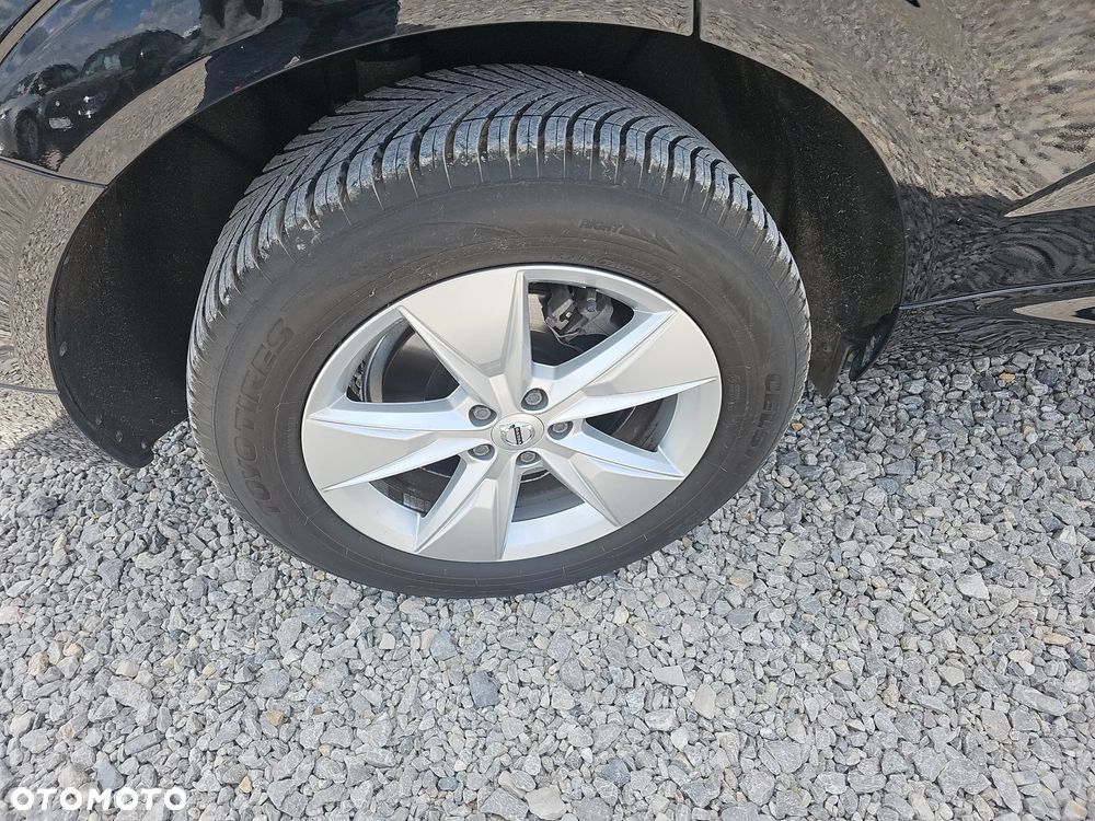Volvo XC 60 B4 D Essential - 27