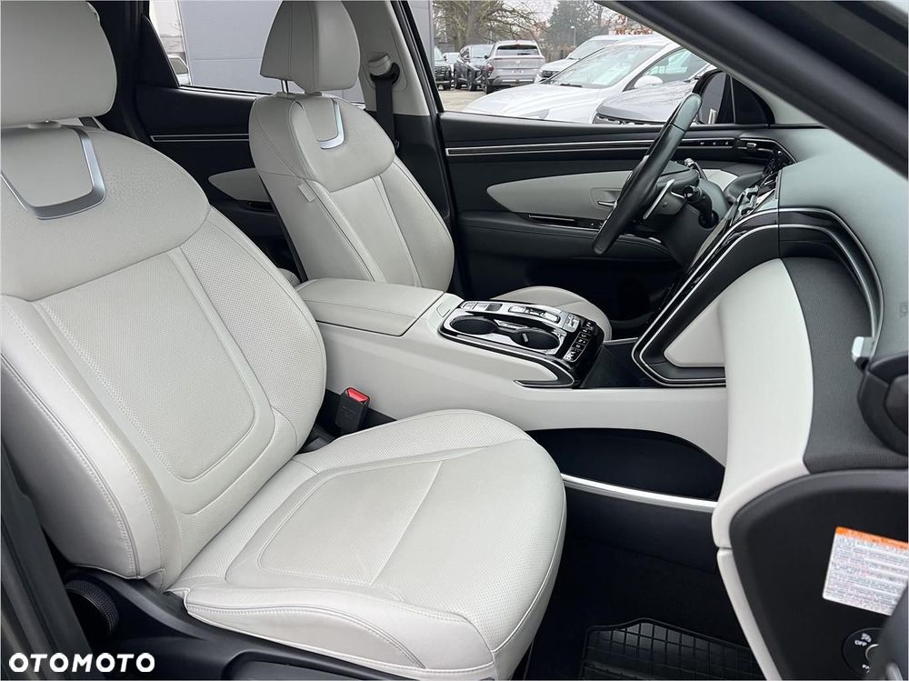 Hyundai Tucson 1.6 T-GDi HEV Platinum 4WD - 22
