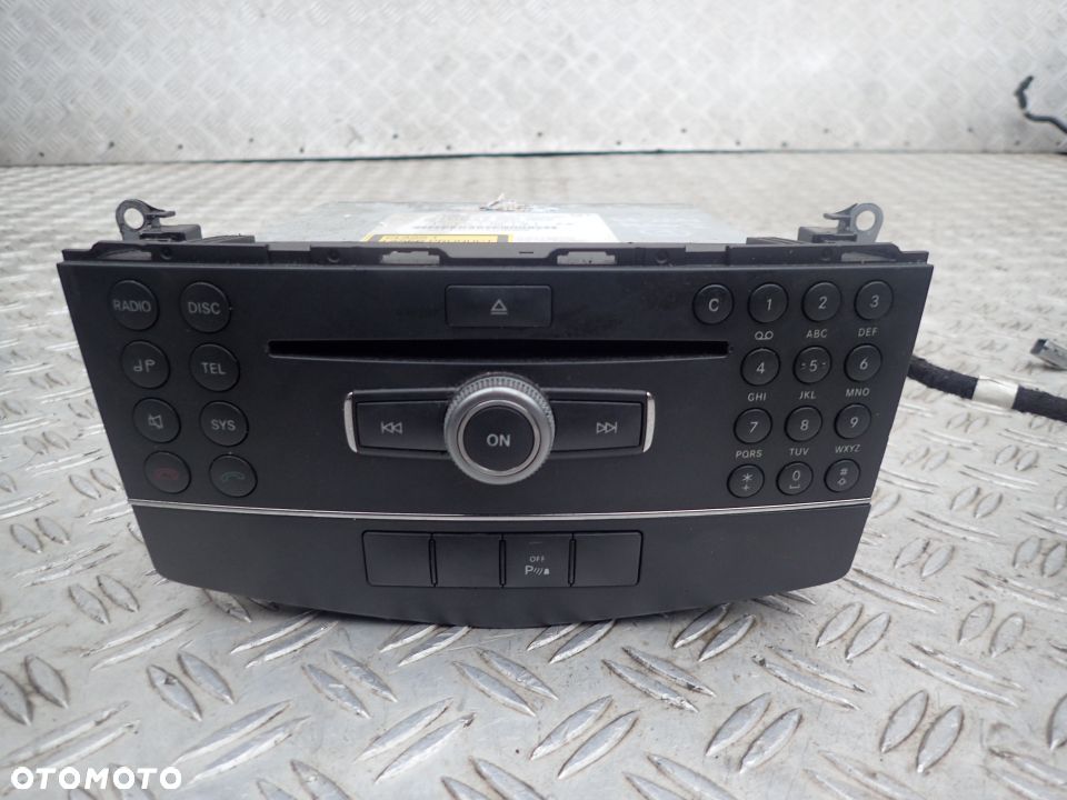 RADIO ODTWARZACZ CD MERCEDES W204 A2048700196 RADOM - 2