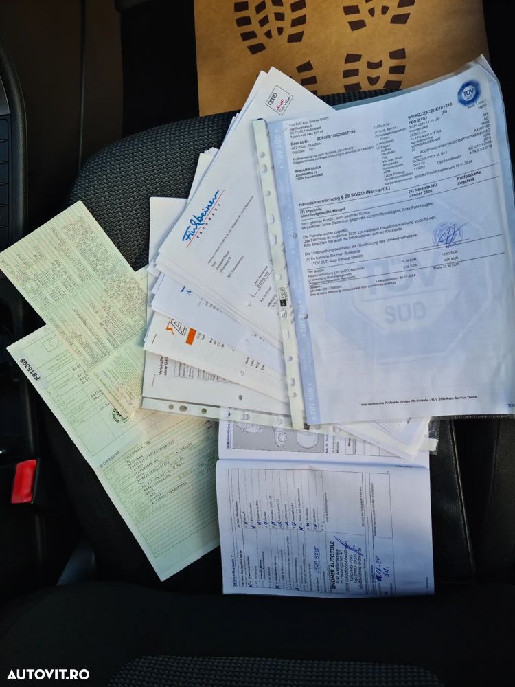 Volkswagen Passat Variant 2.0 TDI DSG BlueMotion Technology Comfortline - 29