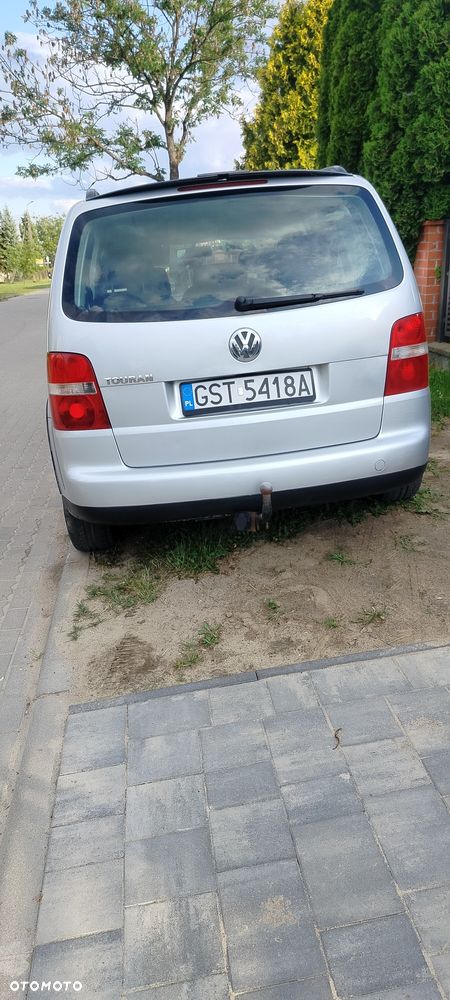 Volkswagen Touran - 3
