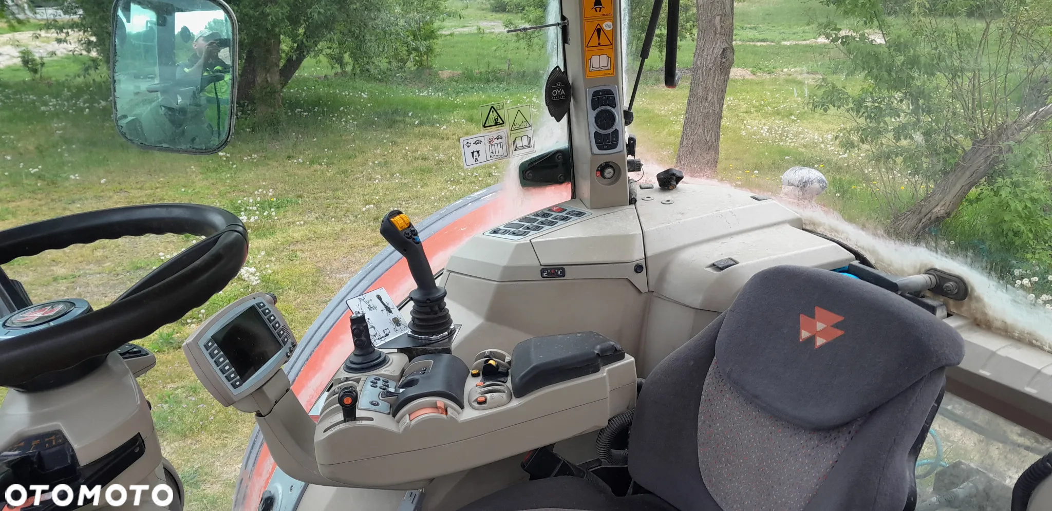 Massey Ferguson 8650 Dyna-VT - 12