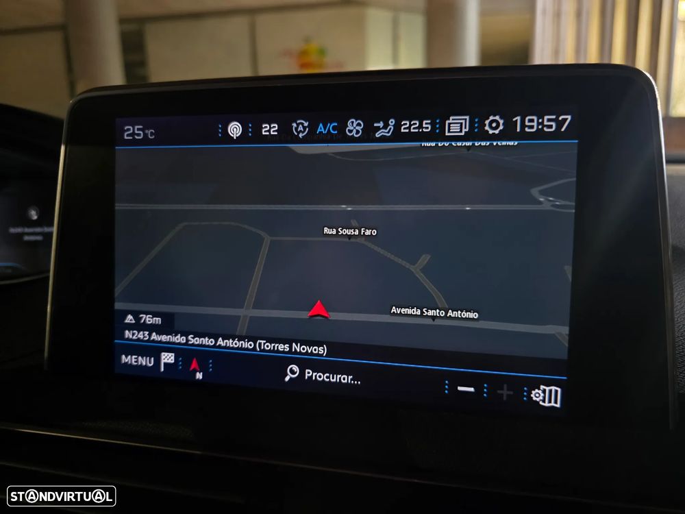 Peugeot 3008 PureTech 130 Stop & Start GPF EAT8 Allure - 22