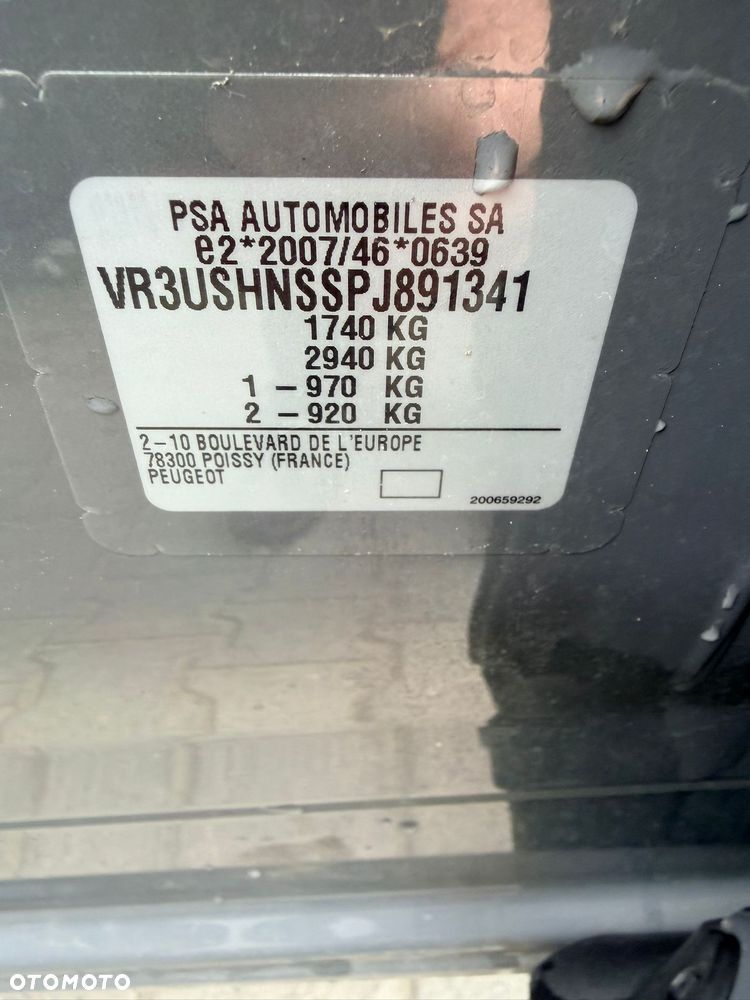 Peugeot 2008 PureTech 130 EAT8 Allure Pack - 5