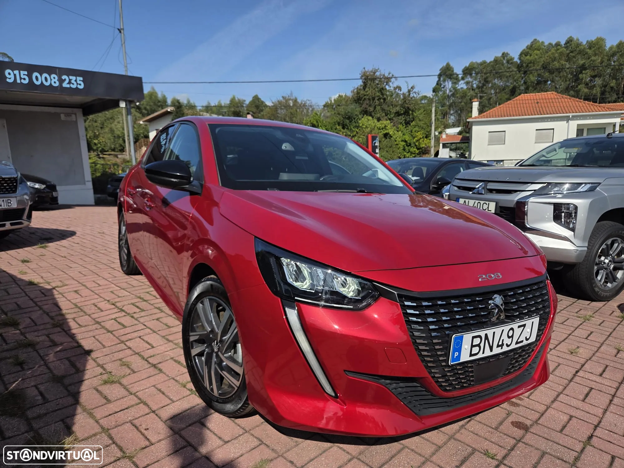 Peugeot 208 1.2 PureTech Allure - 3