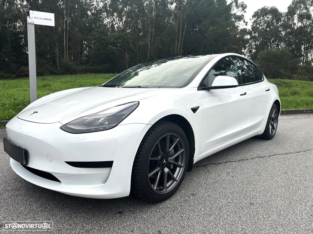 Tesla Model 3 Standard Range Plus RWD - 36