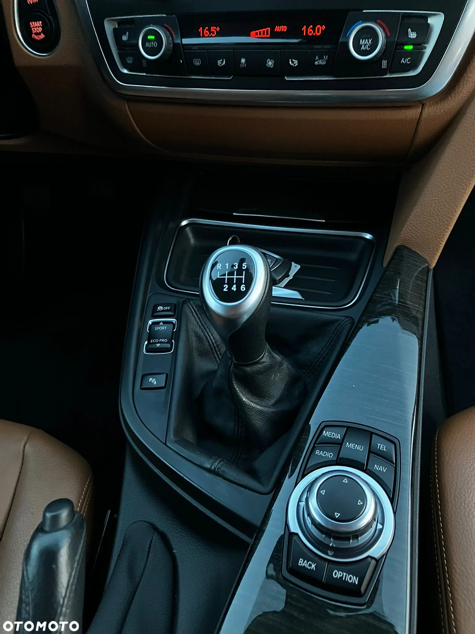 BMW Seria 3 328i Luxury Line - 17