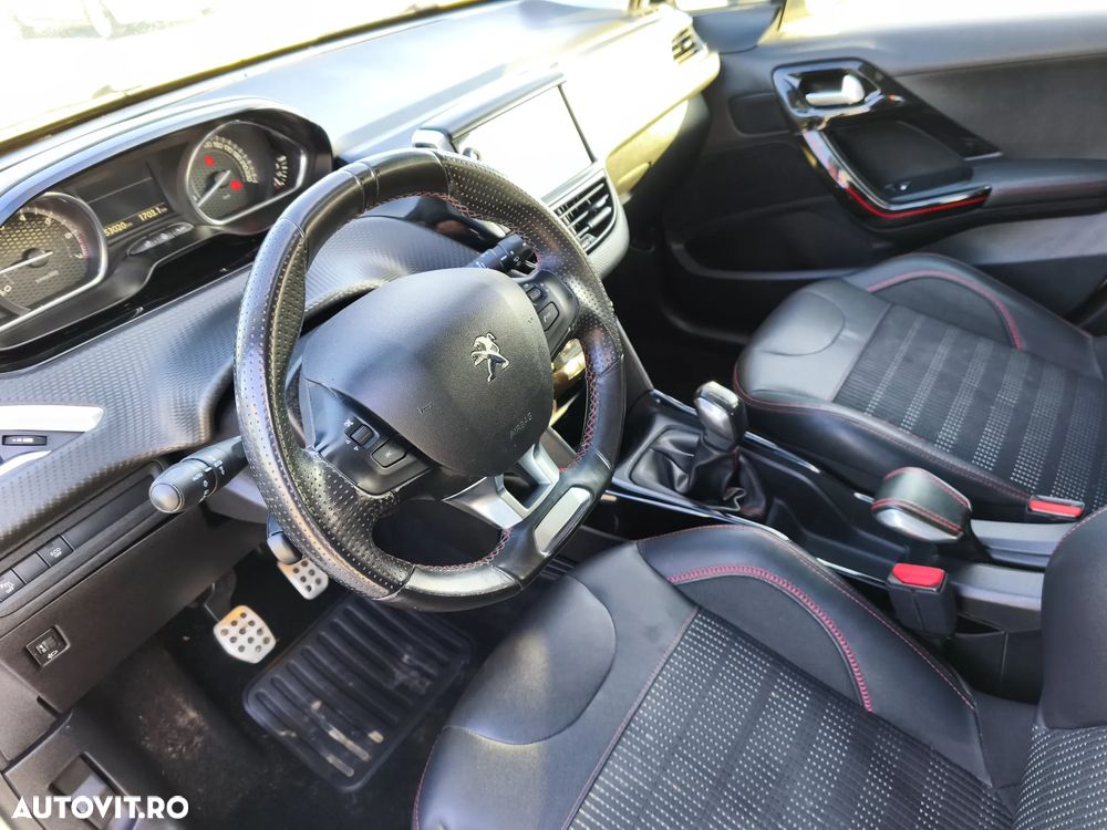 Peugeot 2008 PureTech 110 Stop&Start GT-Line Edition - 18