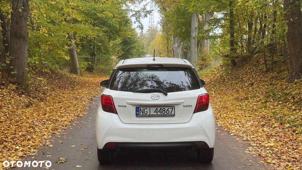 Toyota Yaris 2015 photo 5