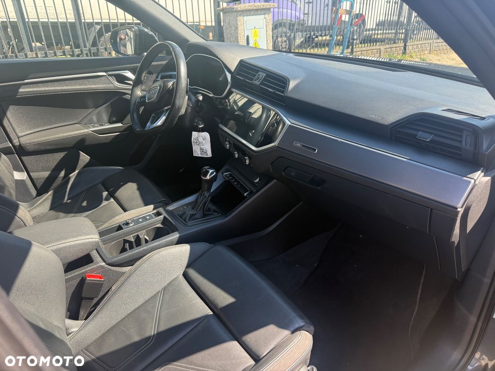 Audi Q3 Sportback 35 TFSI mHEV S-Line S tronic - 17
