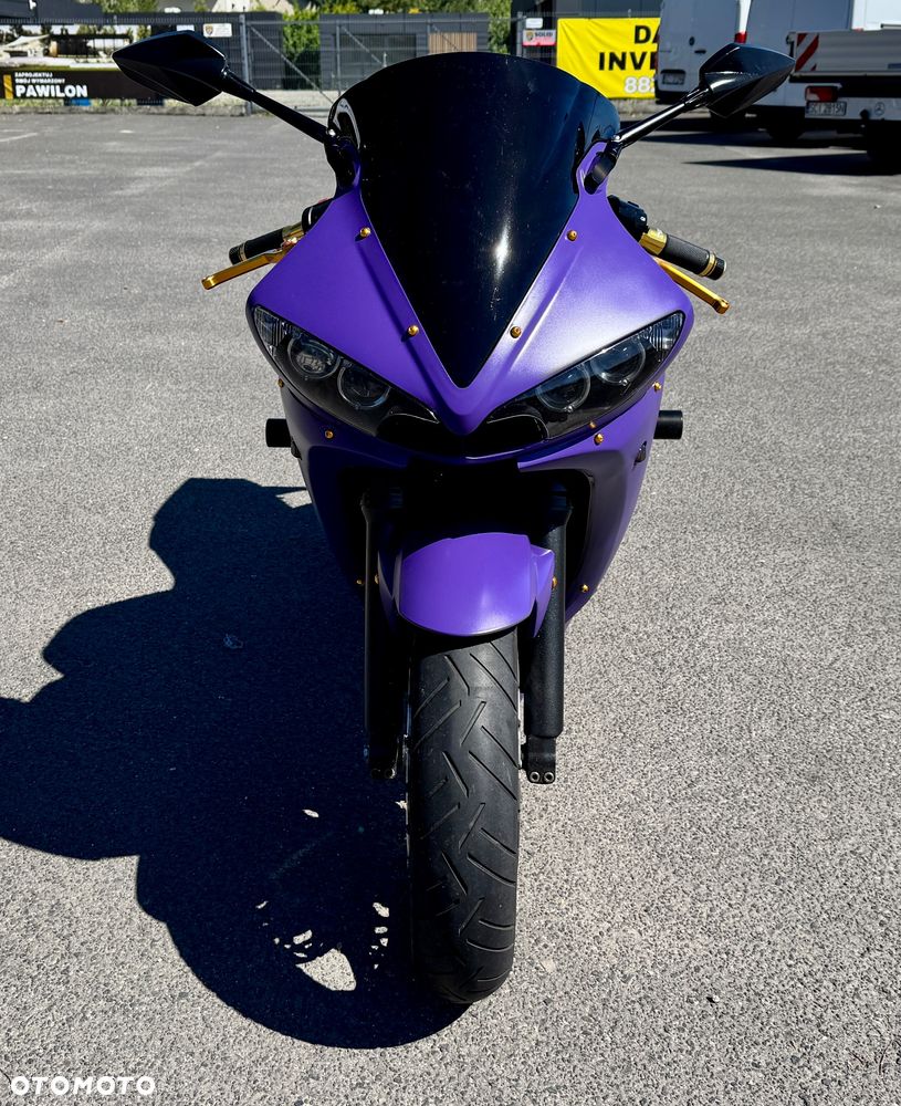 Yamaha R6 - 2