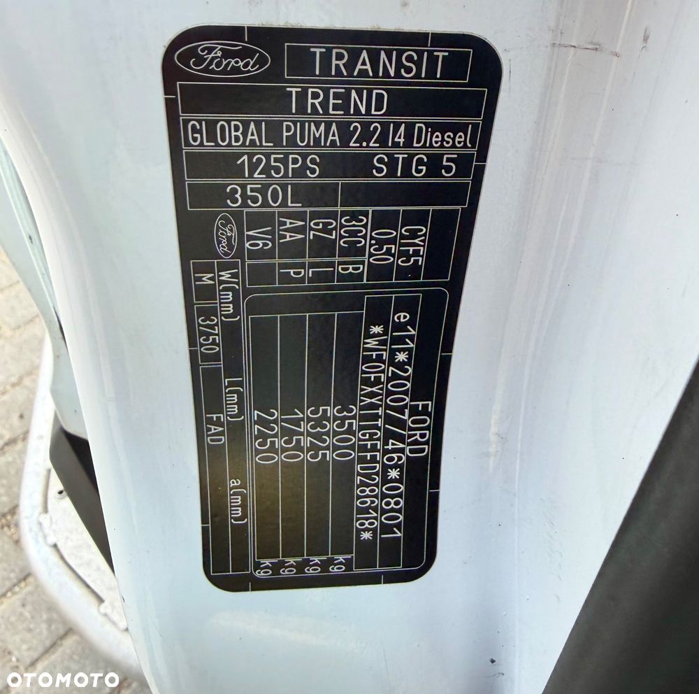 Ford Transit - 11