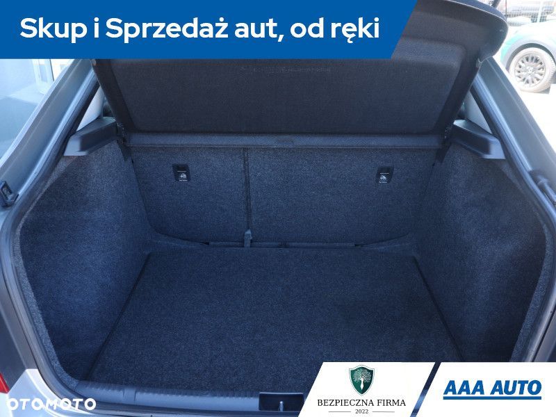 Skoda RAPID - 15