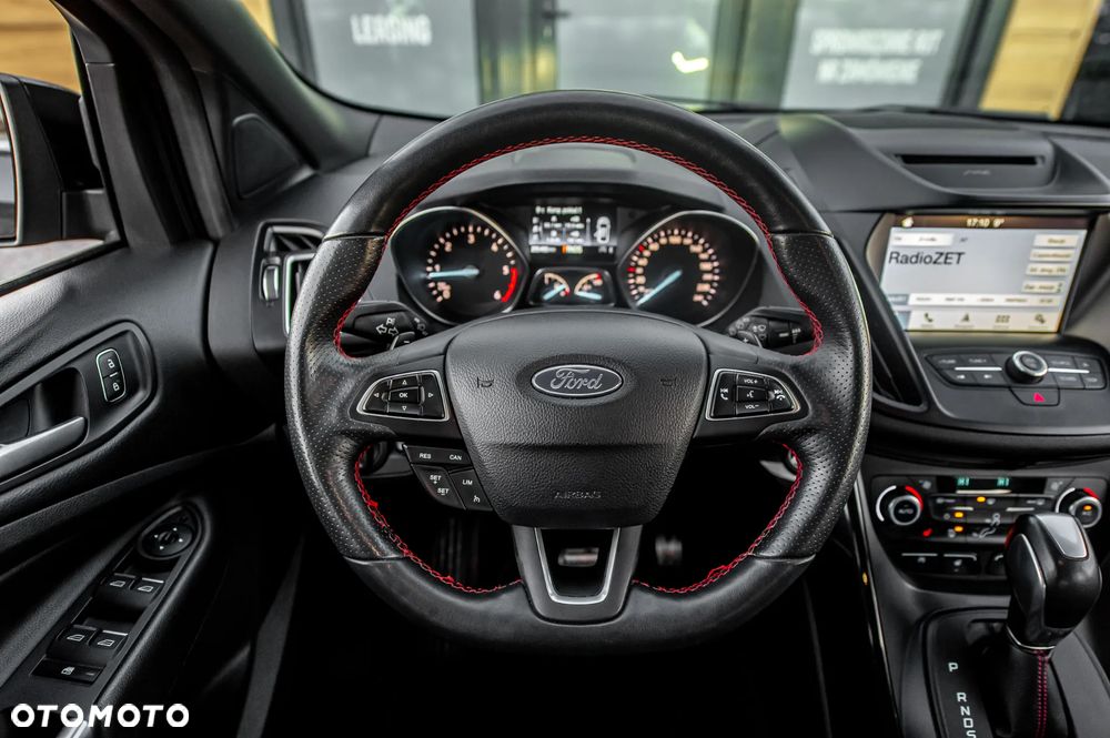 Ford Kuga 2.0 TDCi 4x4 ST-Line - 22