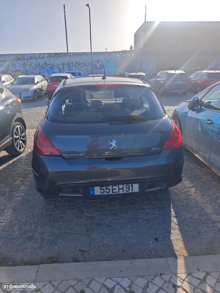 Peugeot 308 1.6 HDi Sport - 2