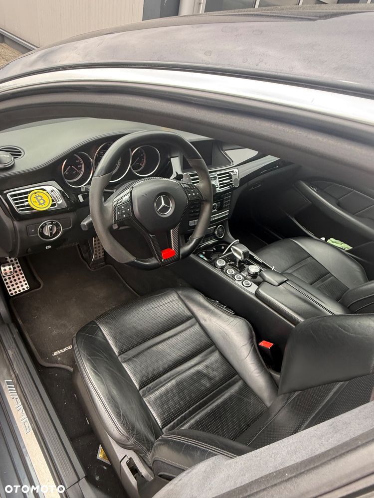 Mercedes-Benz CLS - 19