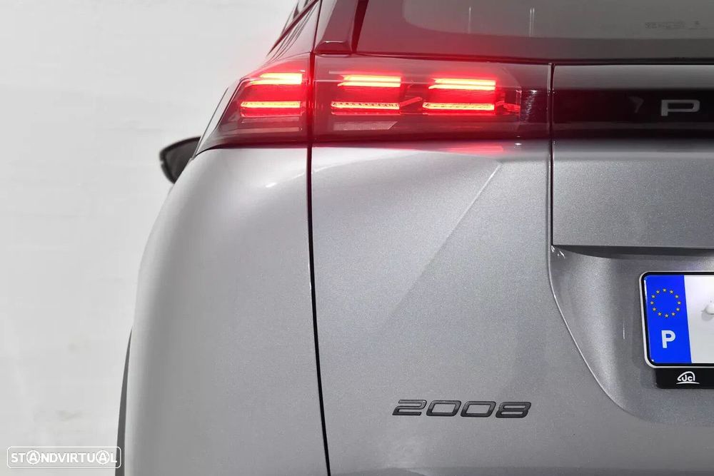 Peugeot 2008 - 10