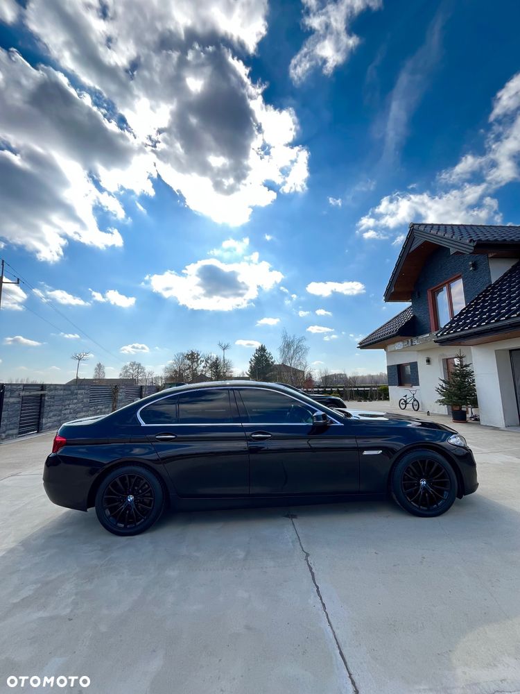 BMW Seria 5 530d Luxury Line - 17