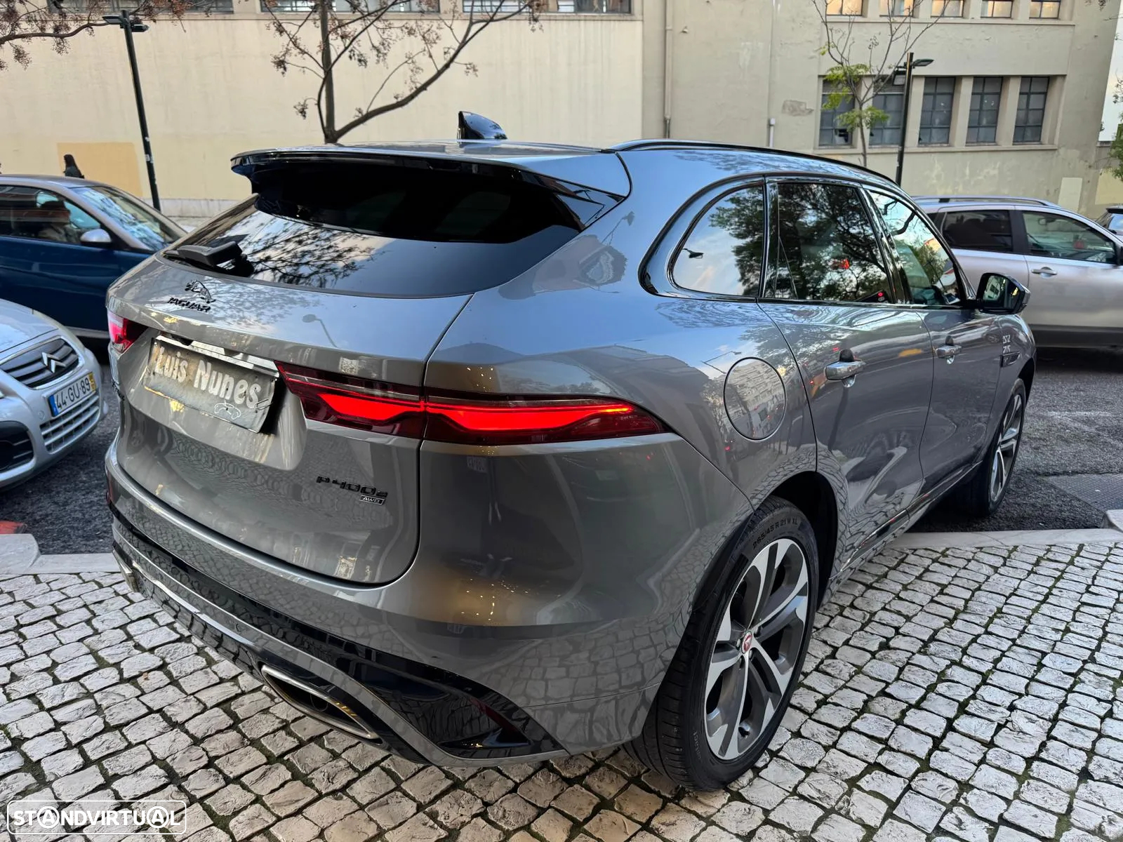 Jaguar F-Pace 2.0 P400e AWD R-Dynamic HSE - 10