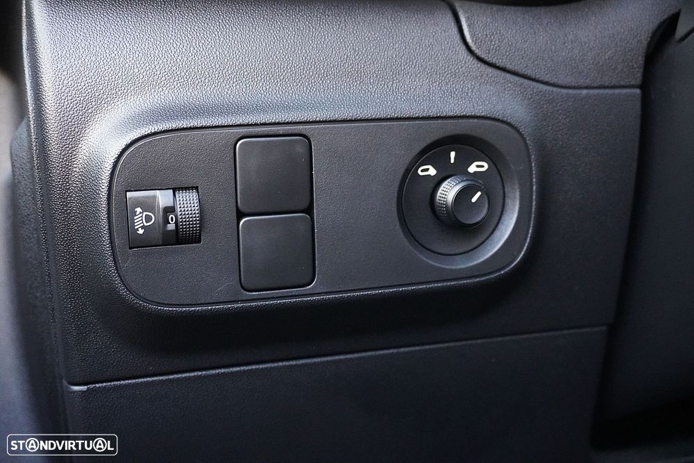 Citroën C3 1.2 PureTech Feel Pack - 27