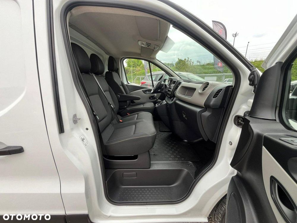 Renault Trafic - 8