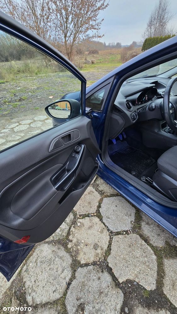 Ford Fiesta 1.5 TDCi Ambiente - 13