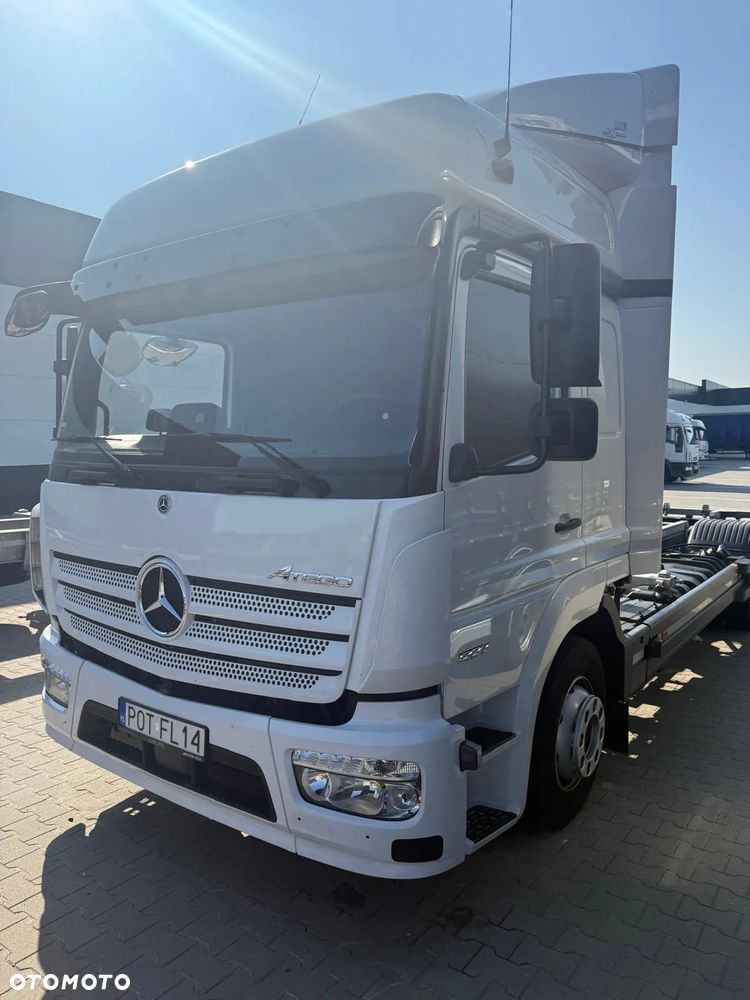 Mercedes-Benz ATEGO - 1