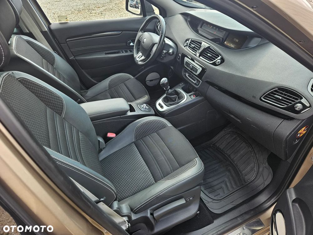 Renault Scenic - 9