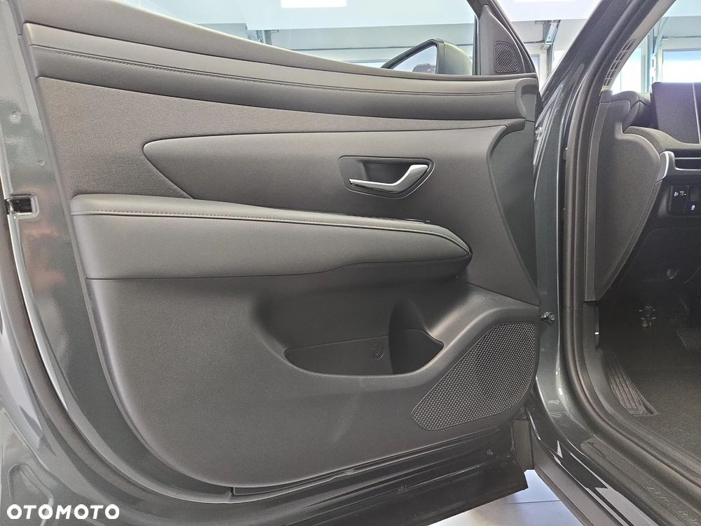 Hyundai Tucson 1.6 T-GDi HEV Executive 2WD - 10
