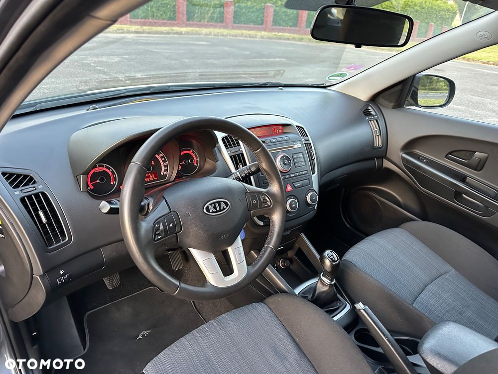 Kia Ceed 1.4 L Euro2012 - 18