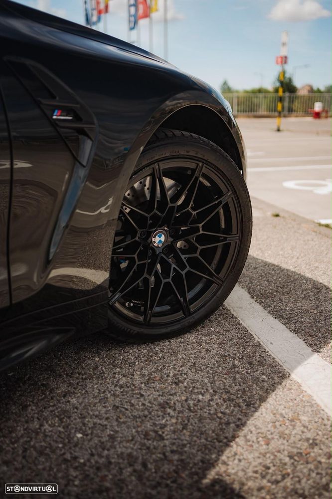 BMW M3 Competition xDrive - 15