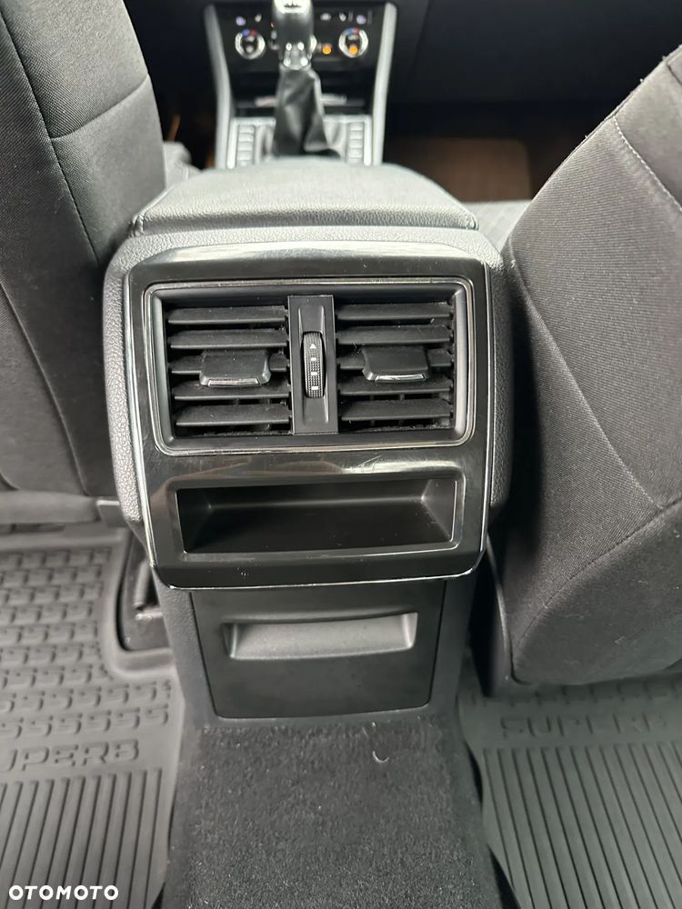 Skoda Superb - 16