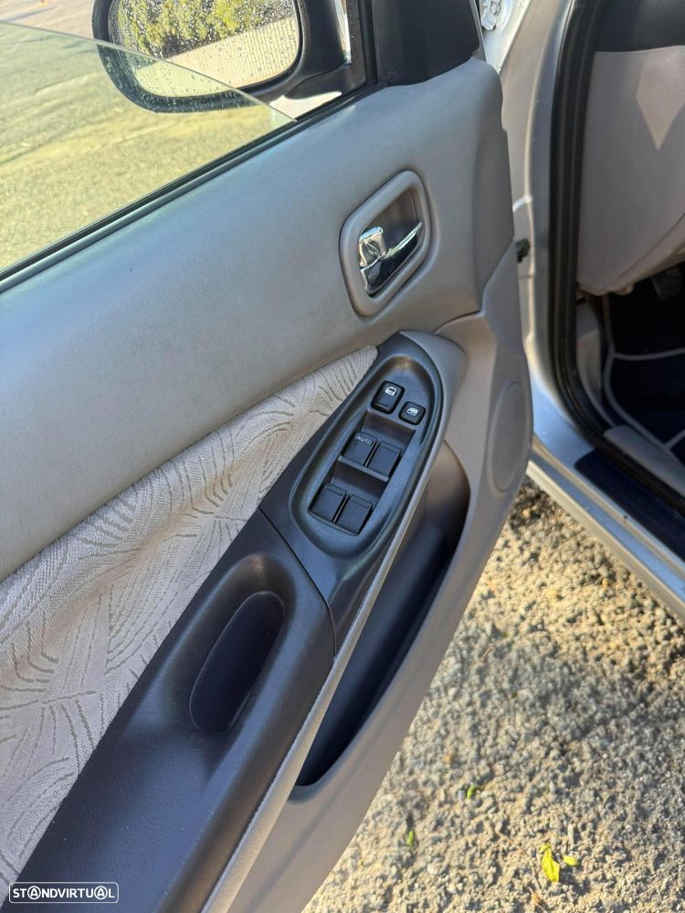 Nissan Almera 1.5 Comfort ABS+AC - 40
