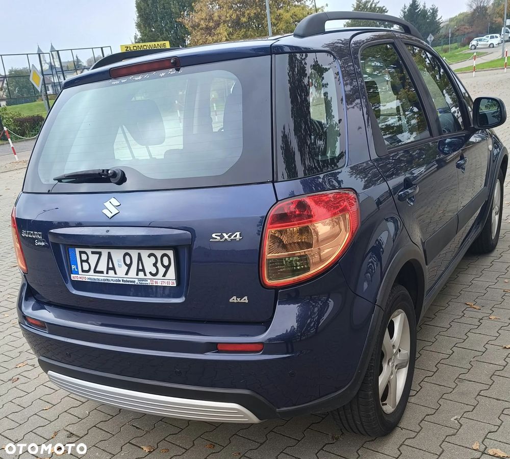Suzuki SX4 - 9