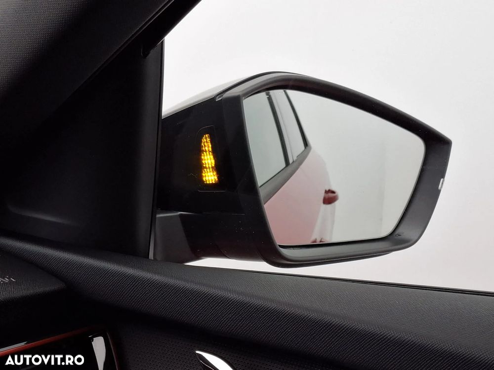 Skoda Kamiq 1.5 TSI DSG Monte Carlo - 13