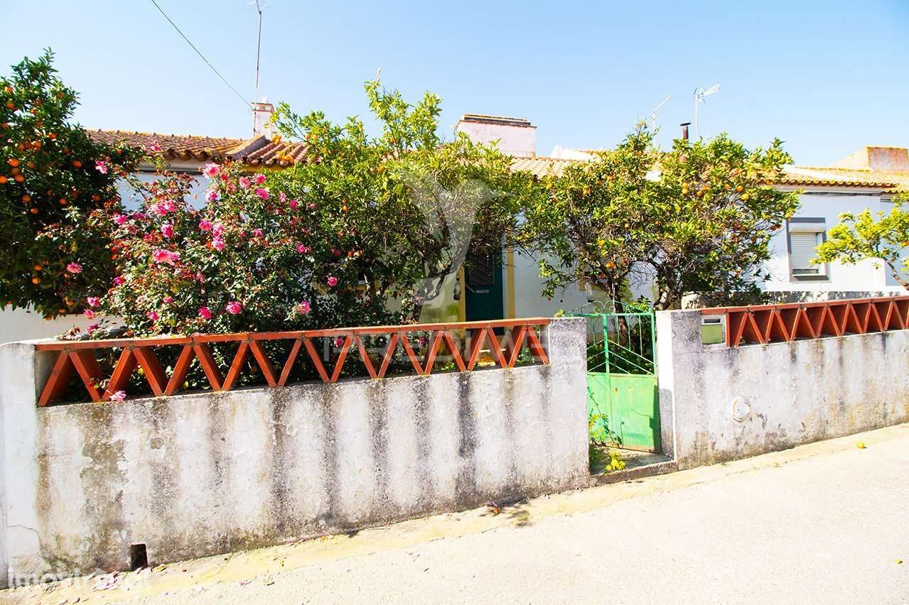 Moradia T2+1 para recuperar - Grande imagem: 2/20