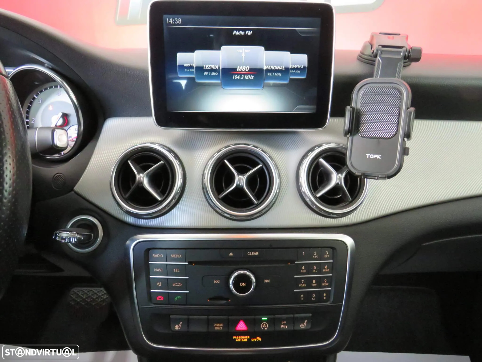 Mercedes-Benz GLA 200 d 7G-DCT Urban - 43
