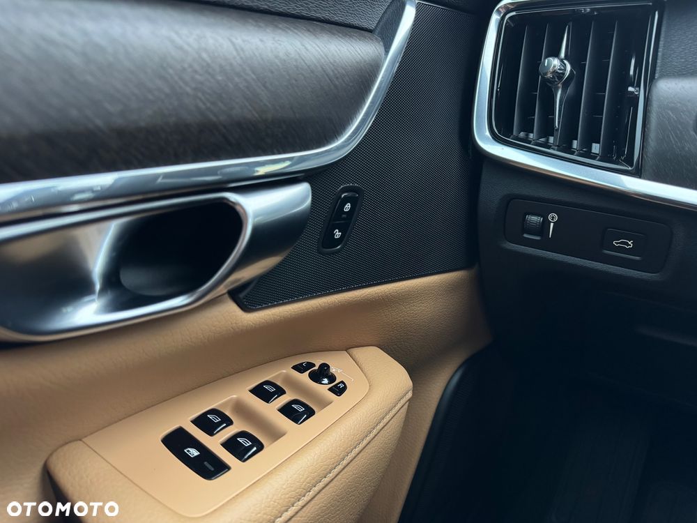 Volvo V90 Cross Country D4 AWD Geartronic Pro - 14