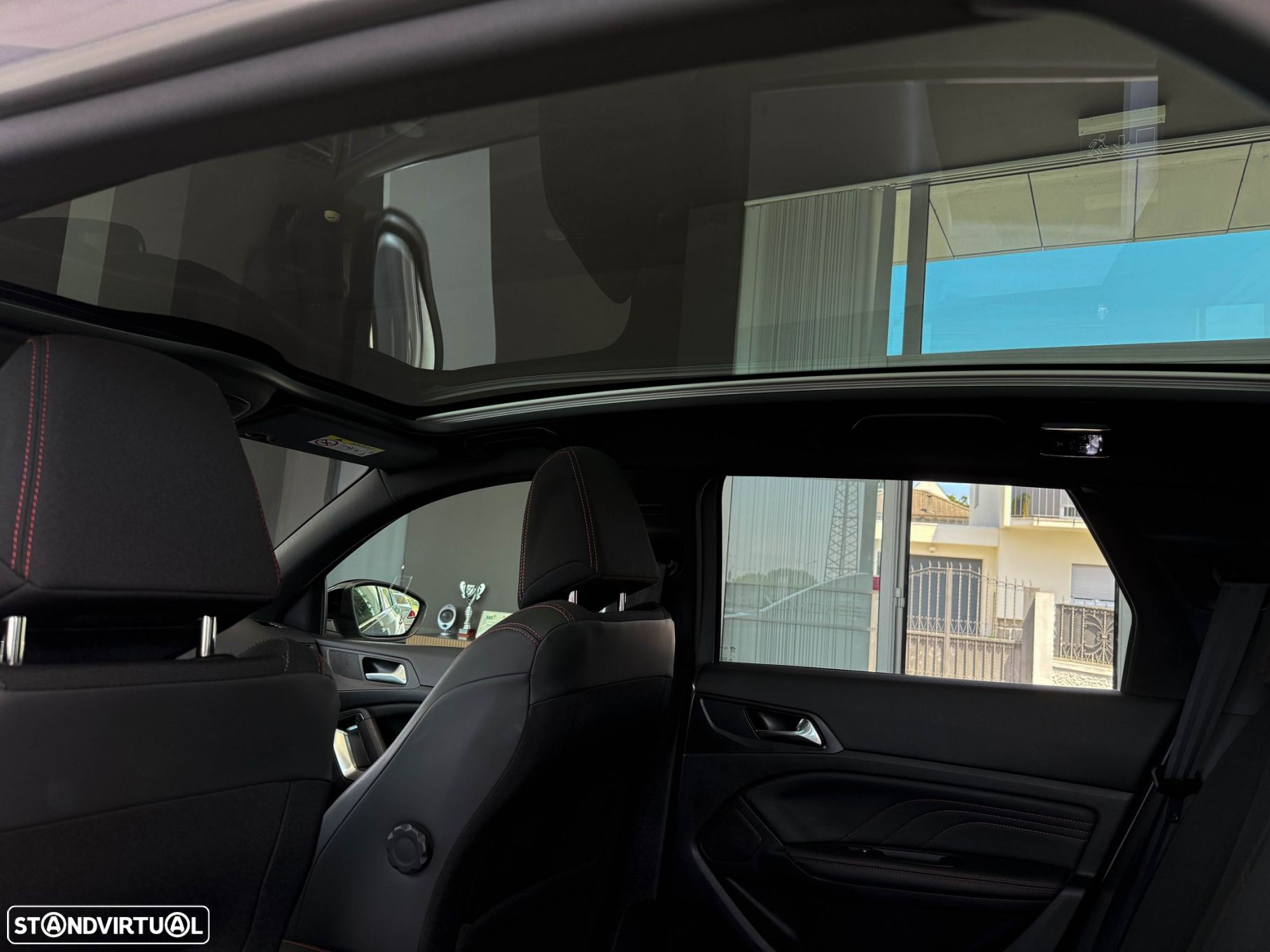 Peugeot 308 SW 1.6 BlueHDi GT Line - 20