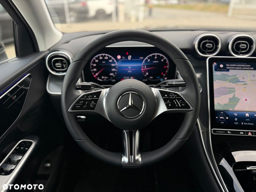 Mercedes-Benz GLC - 16