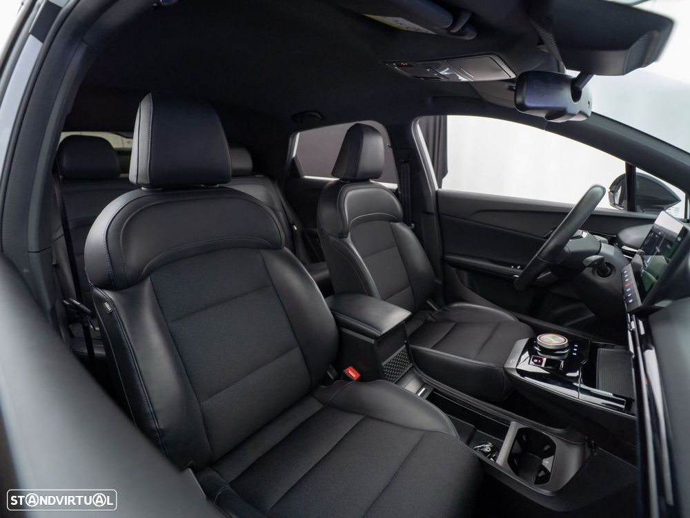 MG MG4 77 kWh Extended Range Luxury - 39