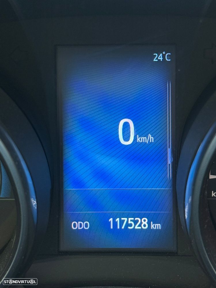 Toyota Auris 1.8 HSD Comfort+P.Sport - 17