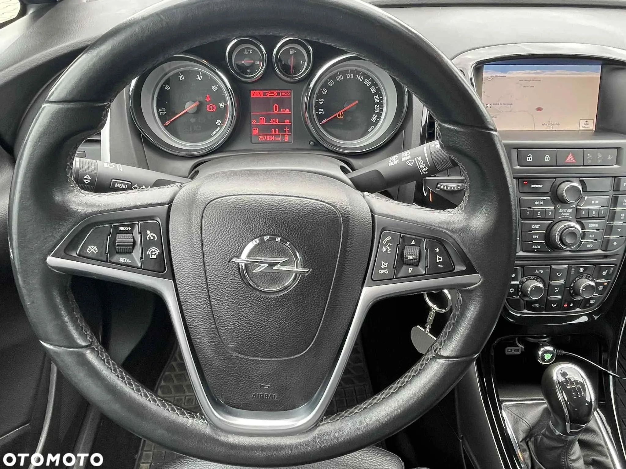 Opel Astra IV 1.6 CDTI Cosmo - 12