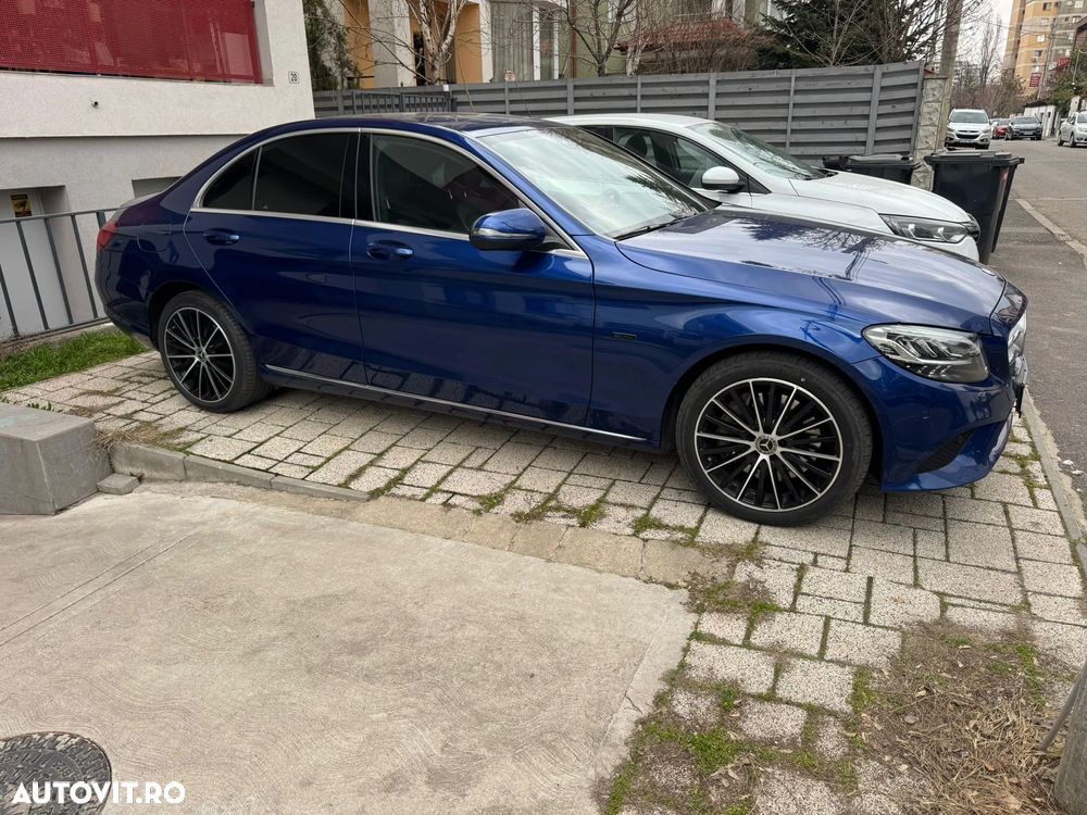 Mercedes-Benz C 300 d 4MATIC 9G-TRONIC - 3