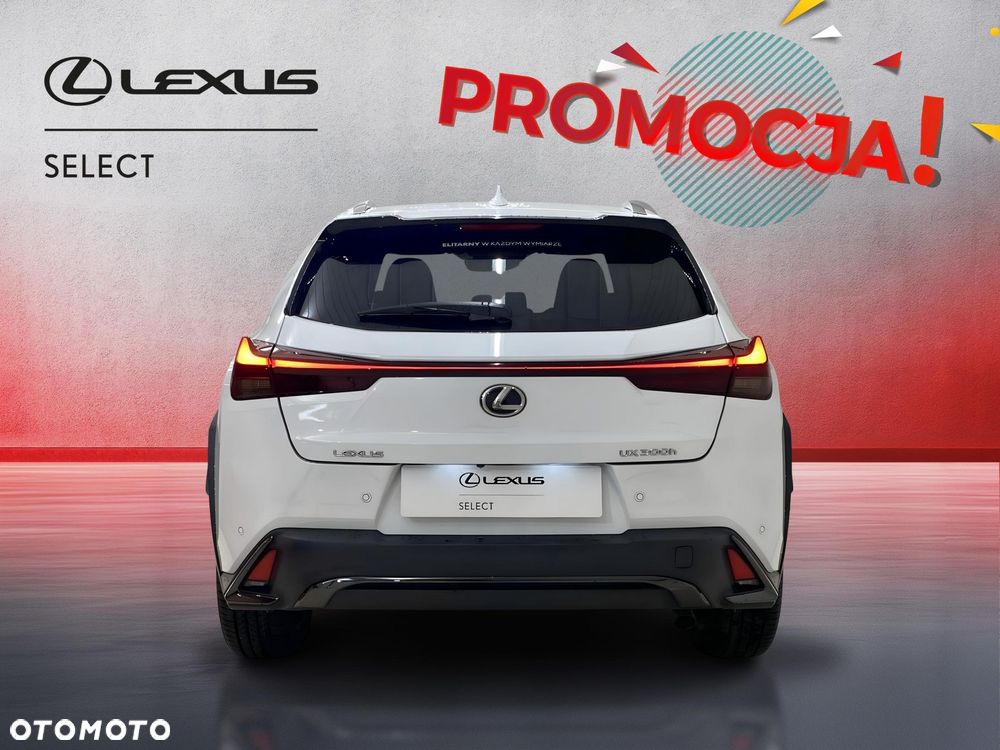 Lexus UX 300h F Sport Design - 7
